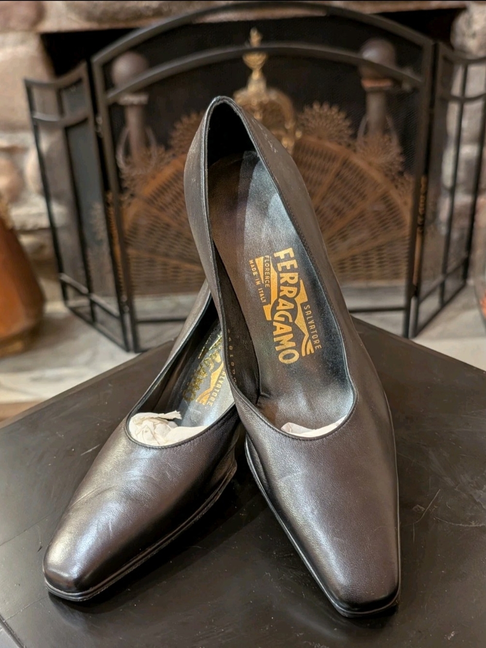 Salvatore Ferragamo Black Leather Sculpted Mid Heel Pumps | Made in Italy | Sz 6